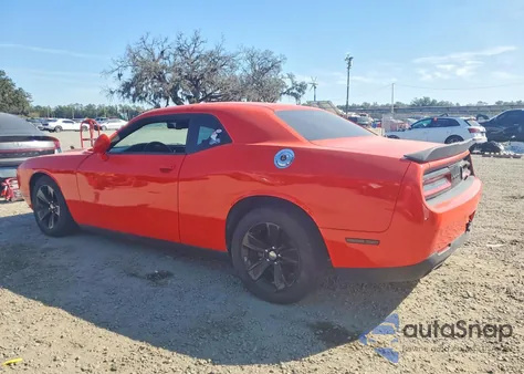 2016 Dodge Challenger Sxt z USA, uszkodzony, nr VIN 2C3CDZAG1GH338244
